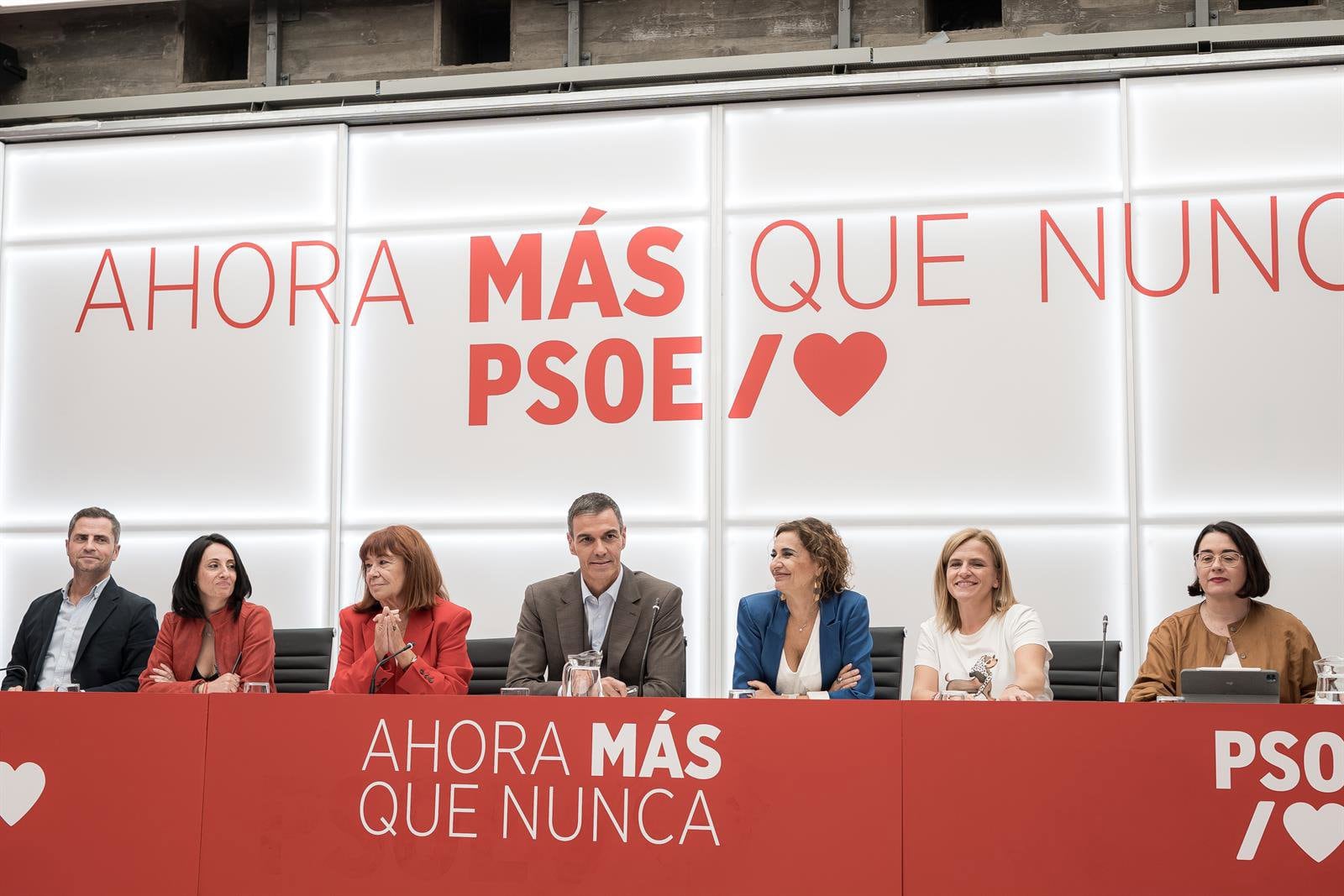 El PSOE cancela su agenda de este miércoles tras el siniestro de dos trenes de alta velocidad en Toledo