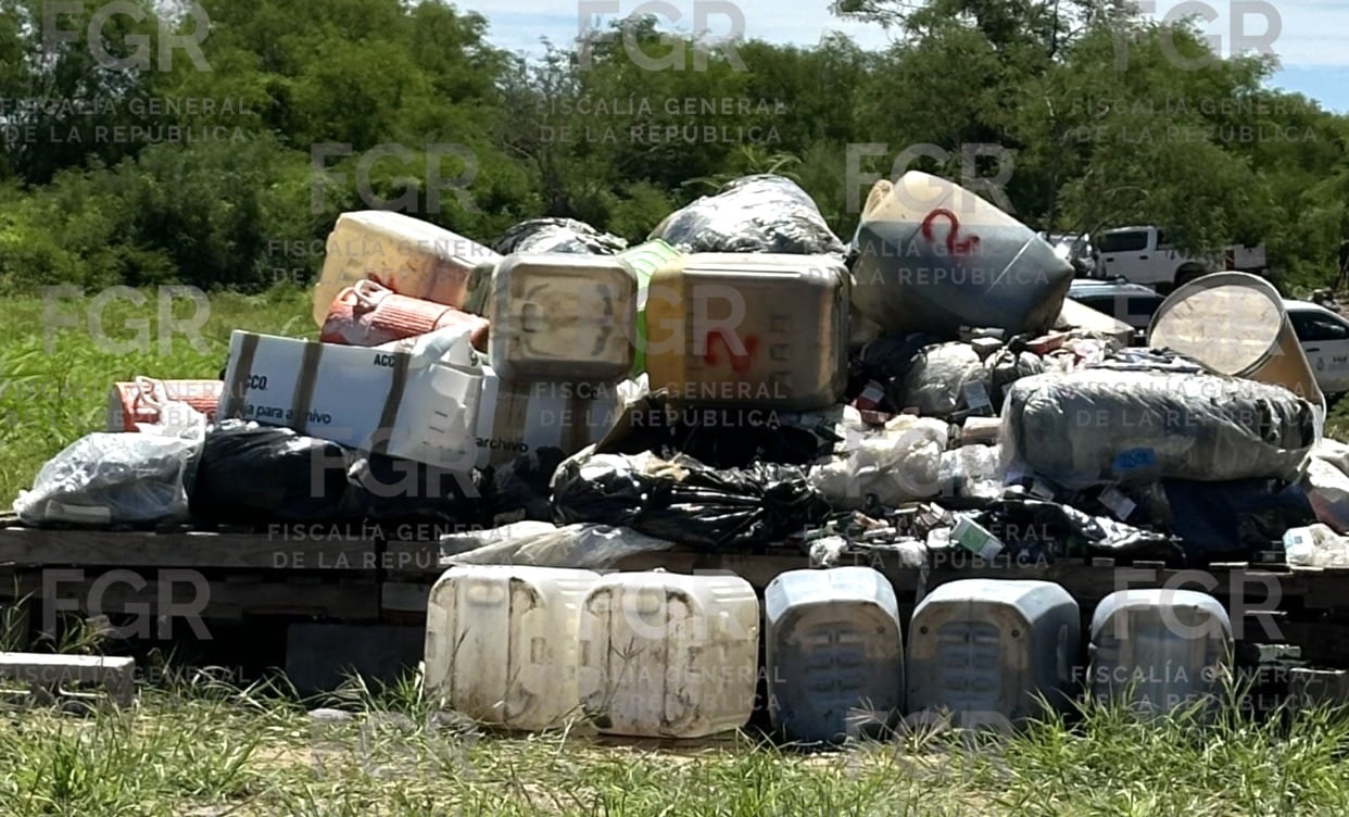 Destruyen casi mil kilos de drogas en Sinaloa: también destrozaron equipamiento y objetos bélicos. FGR