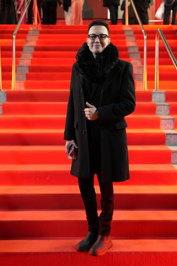 Marcelo Polino posó con gafas