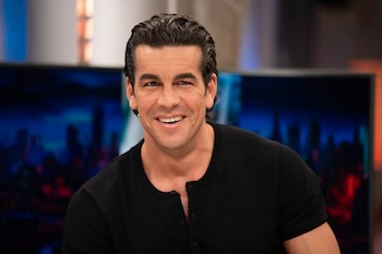 Mario Casas durante su visita