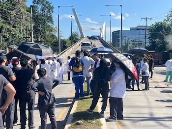Médicos mantienen asambleas informativas en Honduras por falta de acuerdos.(Oscar Ortiz)