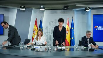 El Gobierno regulariza a más