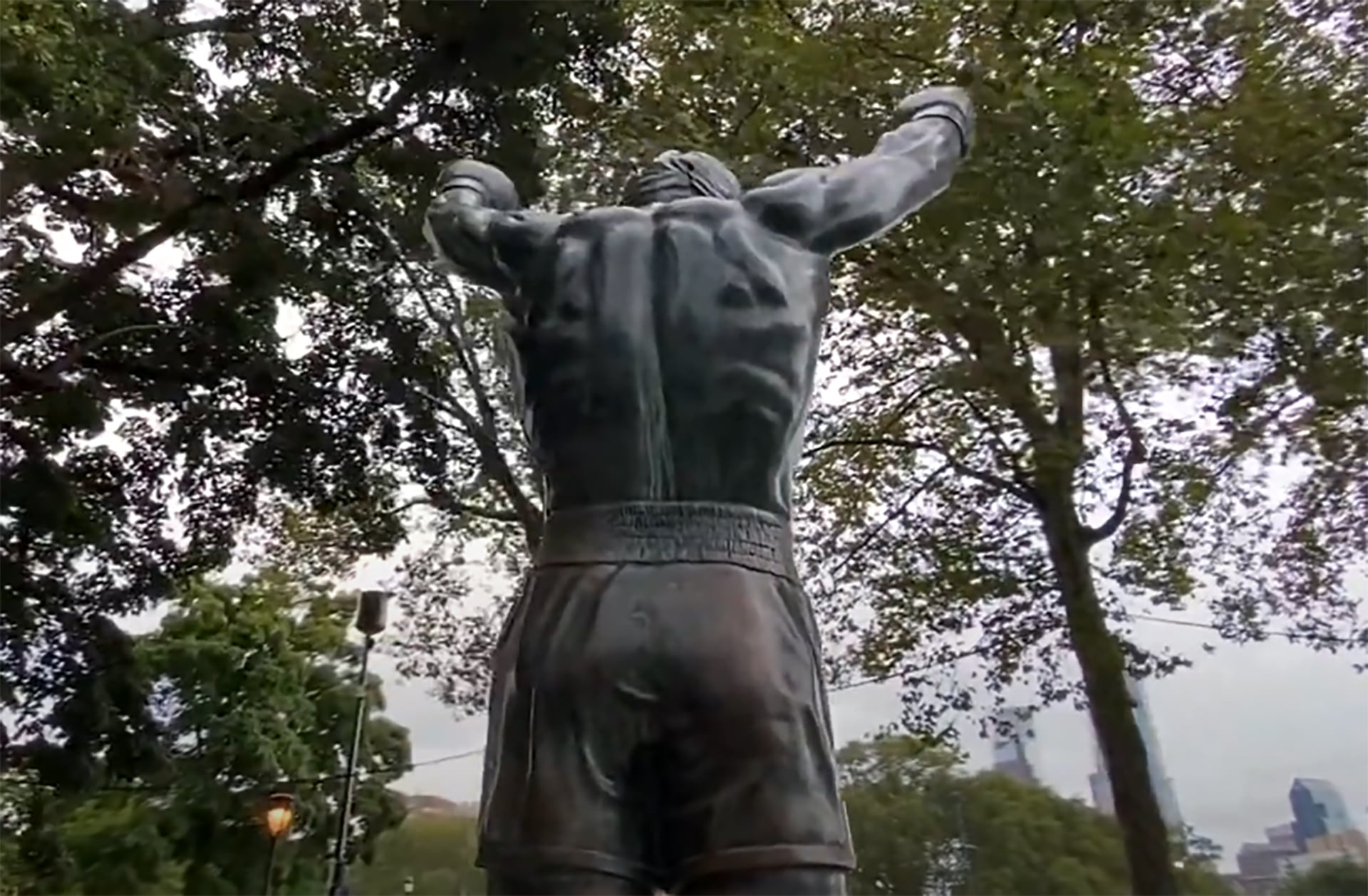 (Crédito: @MooMooAway)