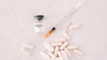 El uso ilegal de fentanilo duplica al de fines médicos, con alto riesgo de sobredosis, según un estudio
