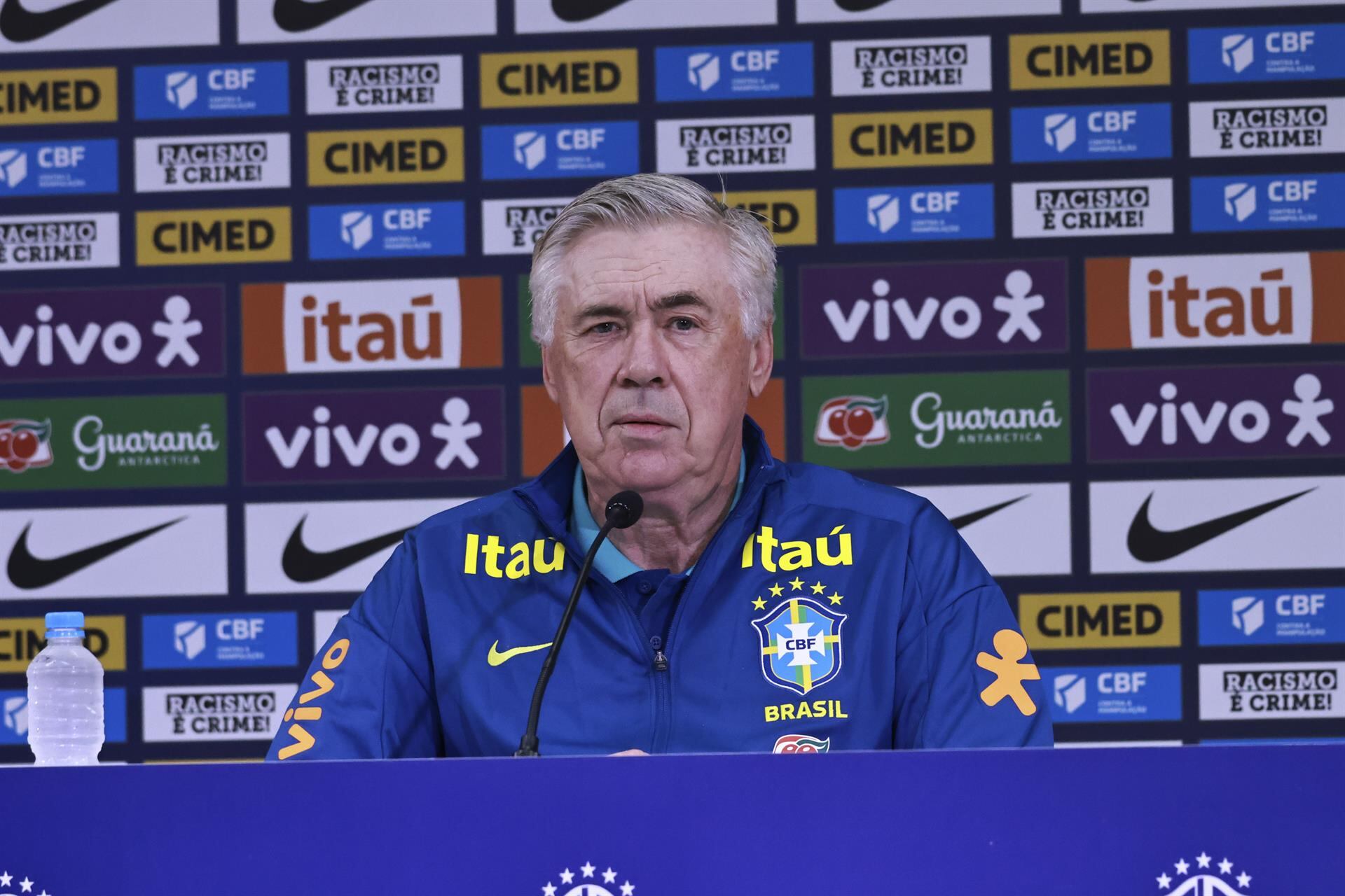 Carlo Ancelotti afronta su cuarto partido como entrenador de Brasil