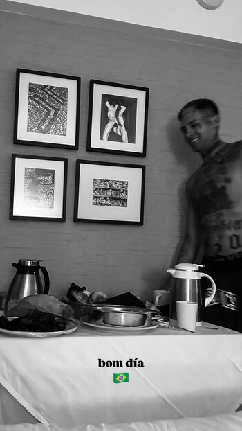 Como broche de oro de