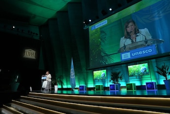 La vicepresidenta de Guatemala, Karin Herrera, participa en la Conferencia Mundial 2026 del Decenio Internacional de las Ciencias para el Desarrollo Sostenible en París, Francia.