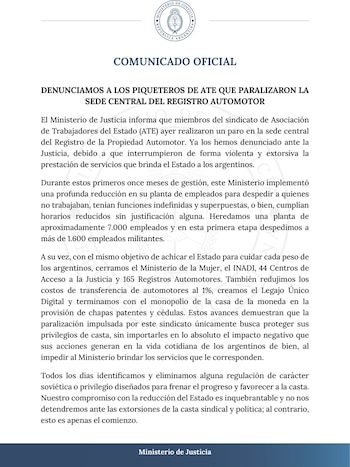 El Ministerio de Justicia denunció el jueves pasado a trabajadores de ATE de la sede central de Registros Automotores que estaban haciendo paro y habló de "piquetes"