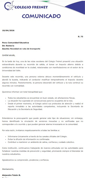 La institución educativa involucrada informó que los estudiantes resultaron ilesos e indicó que la ruta escolar fue alterada temporalmente por la presencia de una persona externa, sin que se presentaran hechos violentos dentro del vehículo - crédito @robertoortizu/ X