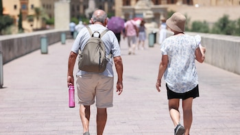 La Aemet prevé “calor de pleno verano” con temperaturas cercanas a los 40 grados y una DANA que dejará chubascos en el oeste