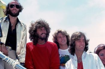 Los hermanos Gibb: Maurice, Barry,