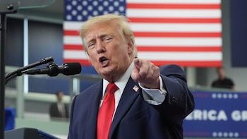 Estados Unidos lanza un programa de recompensas de hasta USD 30.000 para denunciantes de fraude federal
