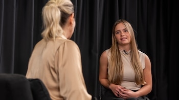 Abril Alfaro con Tatiana Schapiro