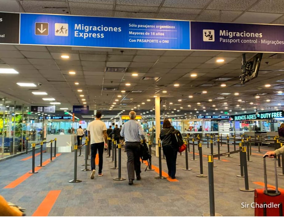 Migraciones en el aeropuerto de Ezeiza