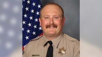 El detective Randy Hoppert fue herido en el operativo y falleció en el hospital Sierra View District tras el intenso tiroteo (Fox News)