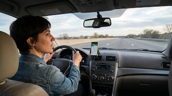 Google - autos - carril - IA - tecnología - 14 de mayo