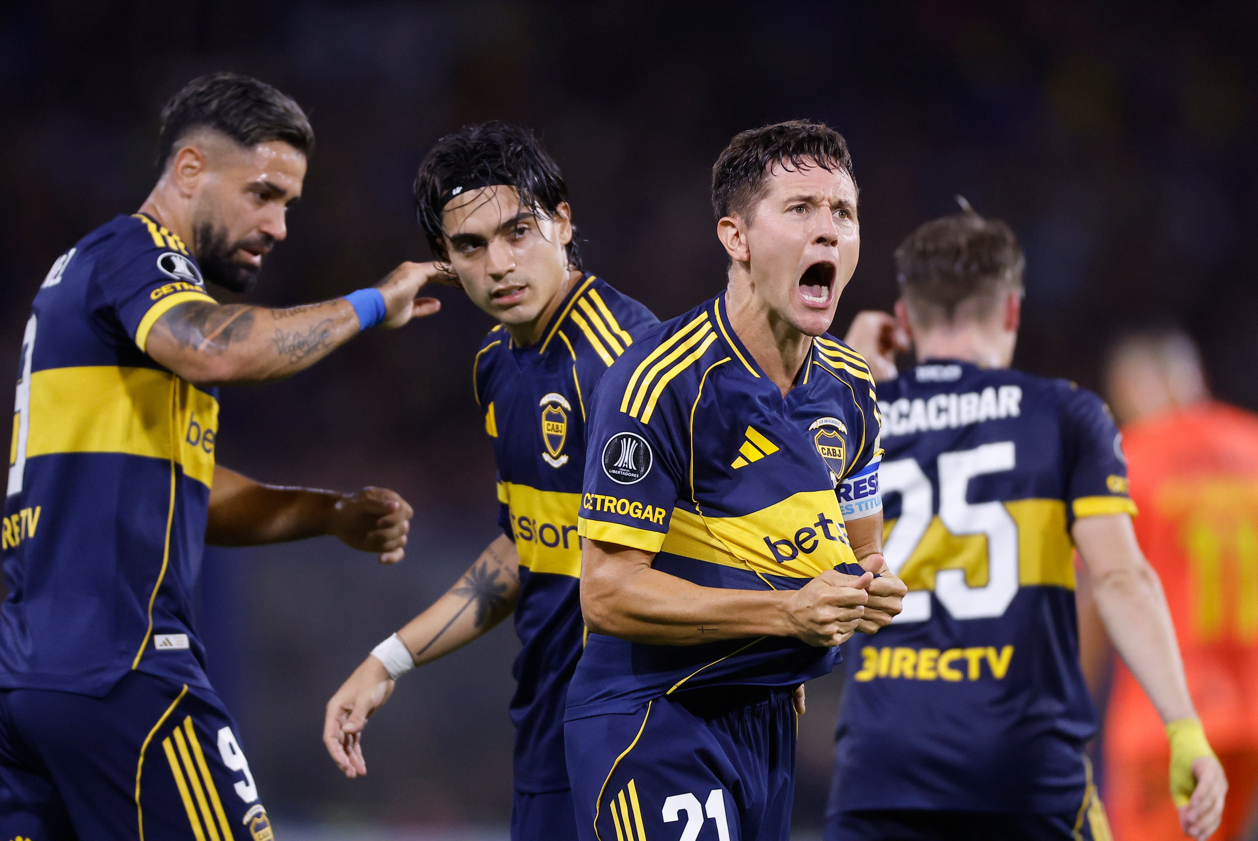 Herrera convirtió un gol con la camiseta xeneize (Juan Ignacio Roncoroni/EFE)