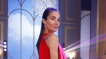 Entre lazos y volados, Juana Viale anticipó la llegada de la primavera en medio de la internación de su abuela Mirtha
