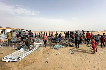 “Aviones de combate del ejército (...) realizaron un ataque preciso sobre una base de Hamas situada en el interior de una escuela de la UNRWA en la región de Nuseirat”, dijo el ejército israelí (EFE)