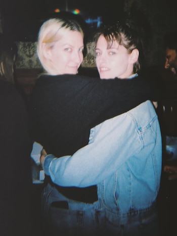 Ambas colaboran profesionalmente como guionistas