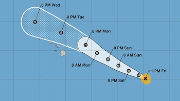 El huracán Kiko avanza hacia
