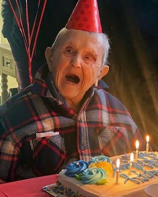 El veterano dedicó su vida al servicio y mantuvo su sentido del humor hasta el final, según quienes lo cuidaron (Leighton-MacKinnon Funeral Home)