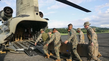 Estados Unidos envía más de 30 toneladas de ayuda humanitaria a Panamá tras el terremoto