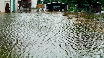 Más de 17 millones de personas quedaron bajo advertencias de inundación tras el paso de Arthur: riesgos y recomendaciones oficiales