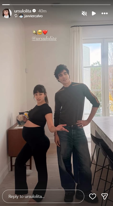 La postal de la actriz junto a su colega y amigo, Javier Calvo