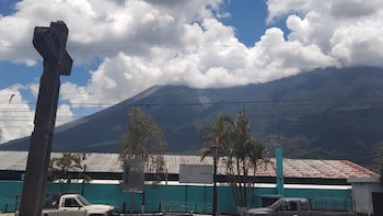 Entre la fe y el miedo: Familias evacuadas por el Volcán de Fuego regresan a sus hogares en Guatemala