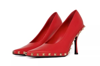 Christie’s exhibirá gratis las piezas de El diablo viste a la moda 2 en Rockefeller Plaza y celebrará un remate en vivo con experiencias de lujo el 10 de septiembre - (cortesía de Christie's)