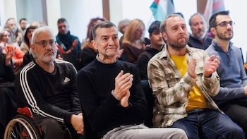 Maíllo (IU) pide "prudencia" ante