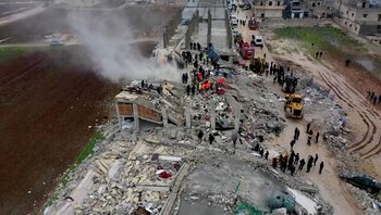 Un edificio destruido en Sarmada,