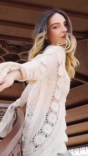 El video de Belinda promocionando