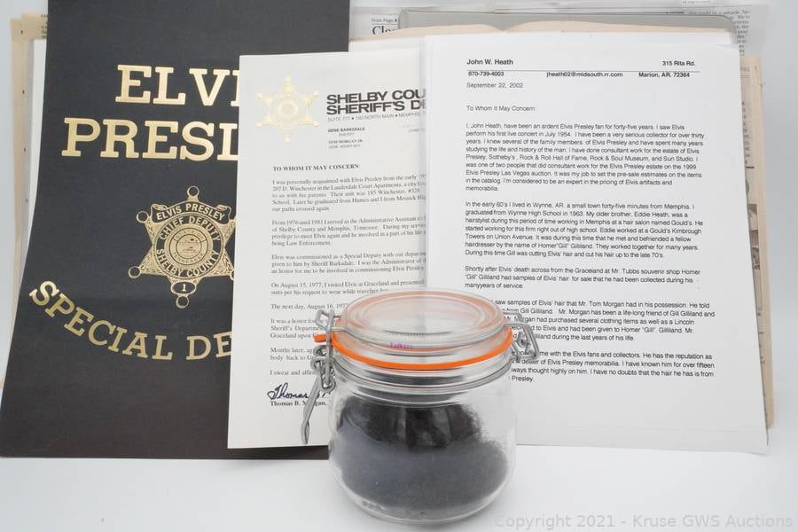 El mechón de pelo de Elvis Presley logró el precio récord de USD 115.120 en una subasta internacional, según Guinness World Records