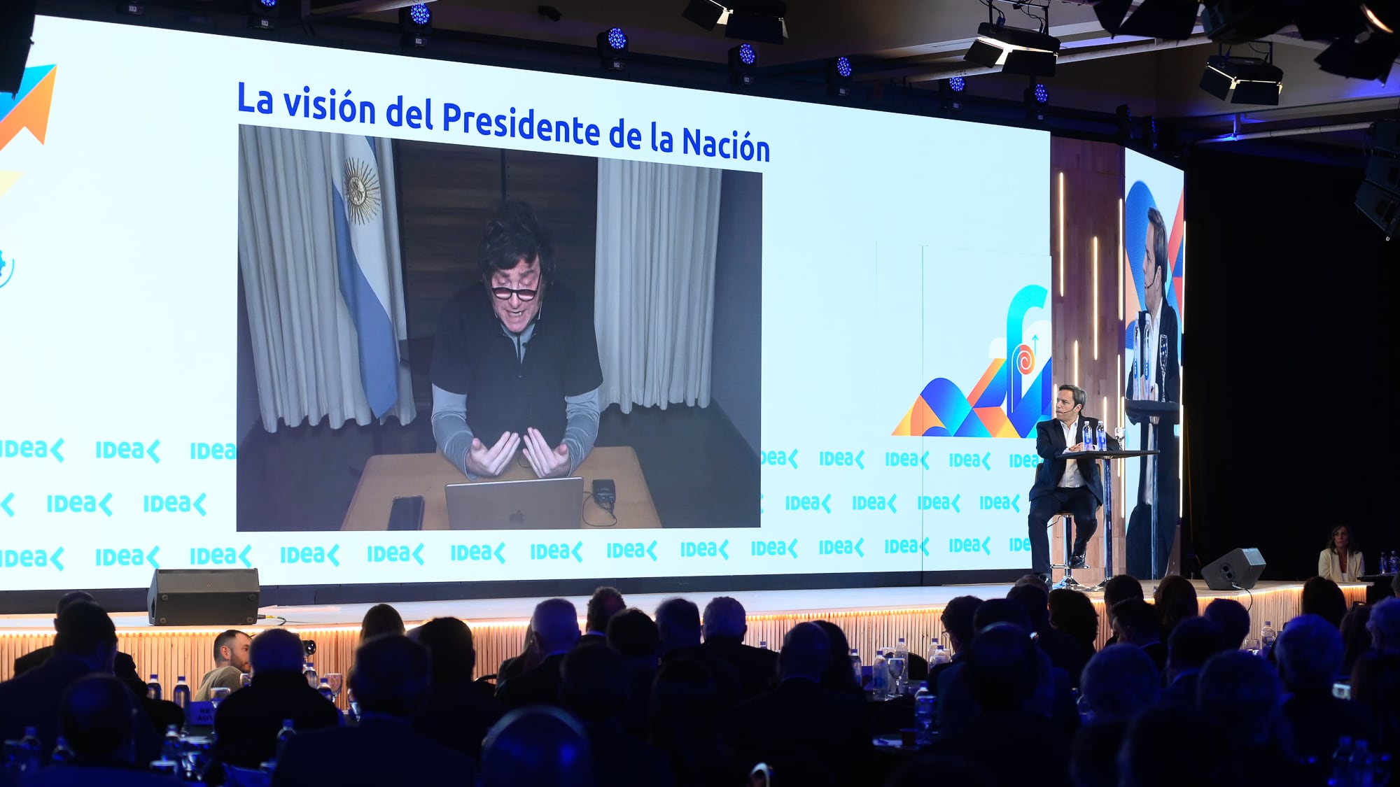 Javier Milei habló de manera virtual en IDEA