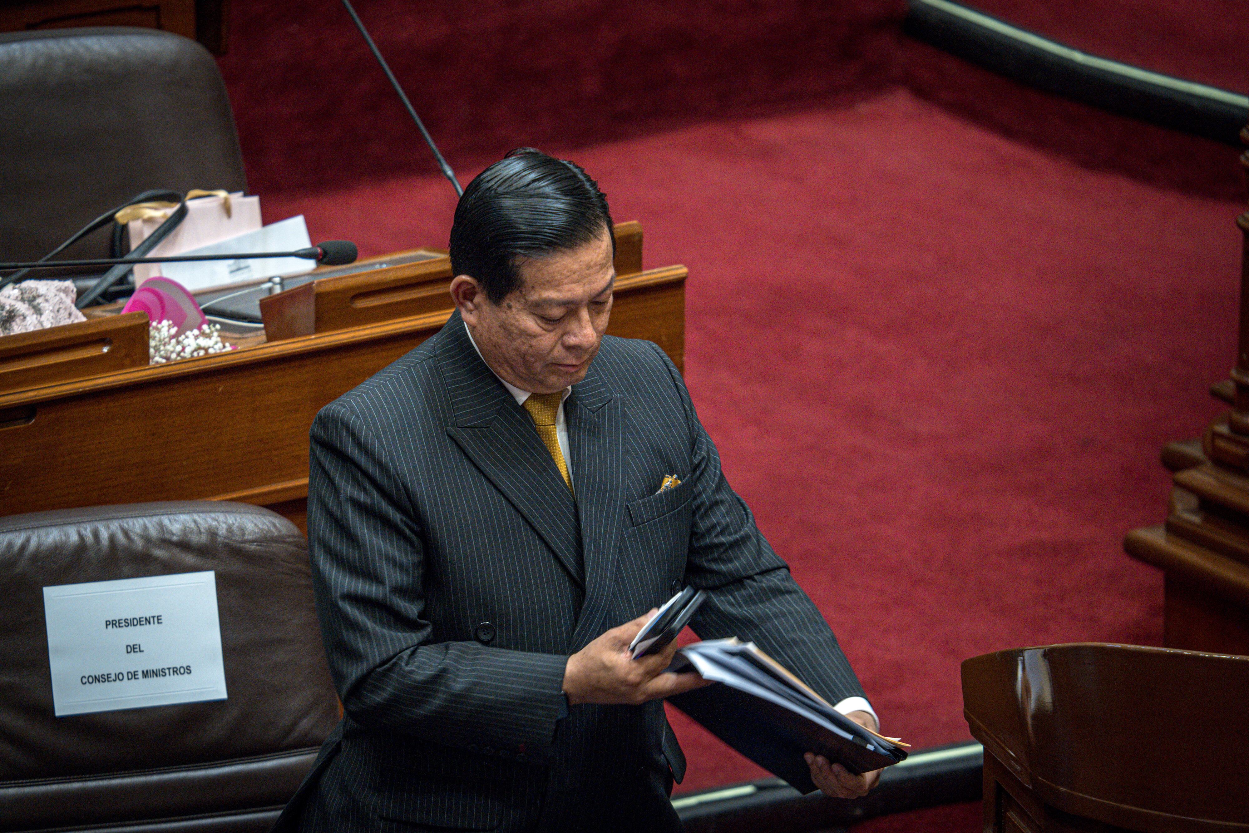 El primer ministro de Perú, Eduardo Arana, habla este jueves, en Lima (Perú). EFE/ John Reyes Mejía