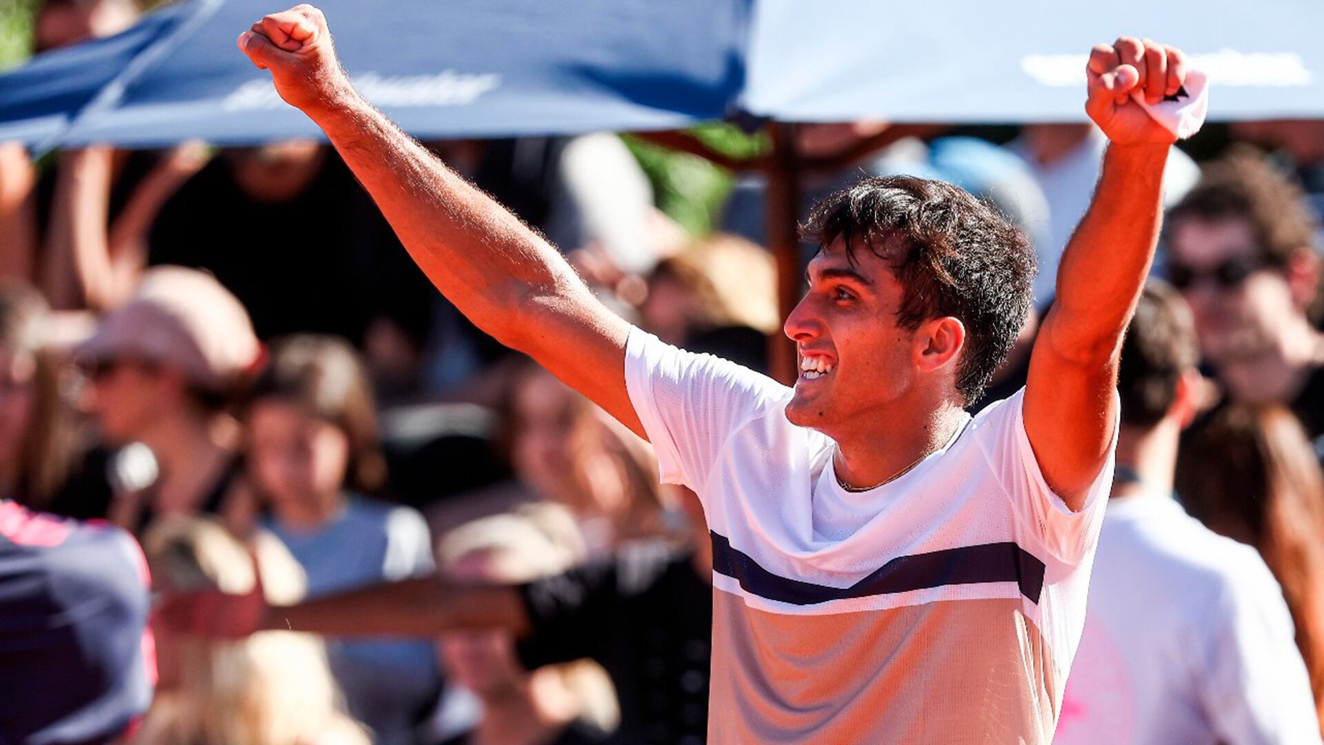 Román Burruchaga venció al local Juan Pablo Varillas y se clasificó para los cuartos de final del Challenger de Lima