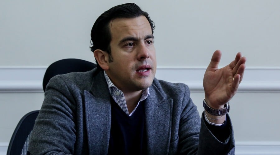 Rodrigo Lara pidió restablecer el esquema de seguridad del congresista Julio César Triana tras denuncia por reducción de su protección