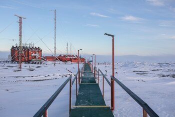 Pasarelas en Marambio que evitan
