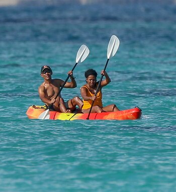Barack Obama y su esposa