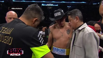 Vaquero Navarrete se rinde ante O’Shaquie Foster tras perder sus cinturones mundiales: “Te felicito, campeón”