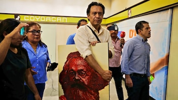 Marx Arriaga responde si se arrepiente de no aceptar una embajada y llevar una vida cómda
