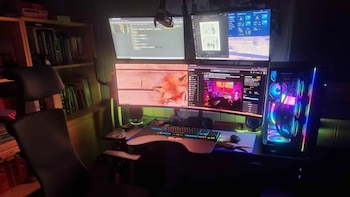 La computadora final ensamblada cuenta