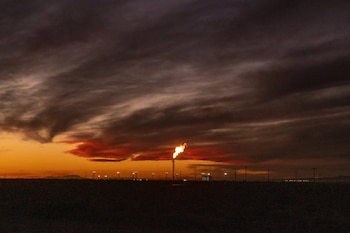 Comunidades mapuches protestan por el impacto ambiental del fracking y la gestión de residuos en la región (Foto: New York Times)