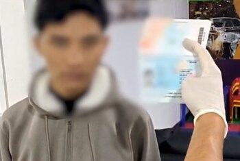Al contrastar los documentos, los rostros no empataban con los que se observaban en las fotografías - crédito @MigracionCol/X