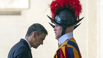 Sánchez acudirá a los actos del Papa en la Sagrada Familia y el Congreso y espera mostrar sintonía sobre migración