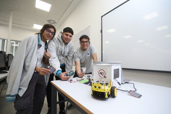 En las escuelas Proa de