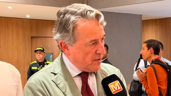 Diputado del Parlamento Europeo celebró la llegada de Abelardo de la Espriella al poder en Colombia y criticó a Petro: “Enemigo de la verdad”