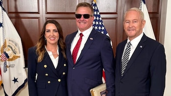 Ronald Johnson destaca combate de México y Estados Unidos contra el fentanilo y los cárteles: “Continuaremos”